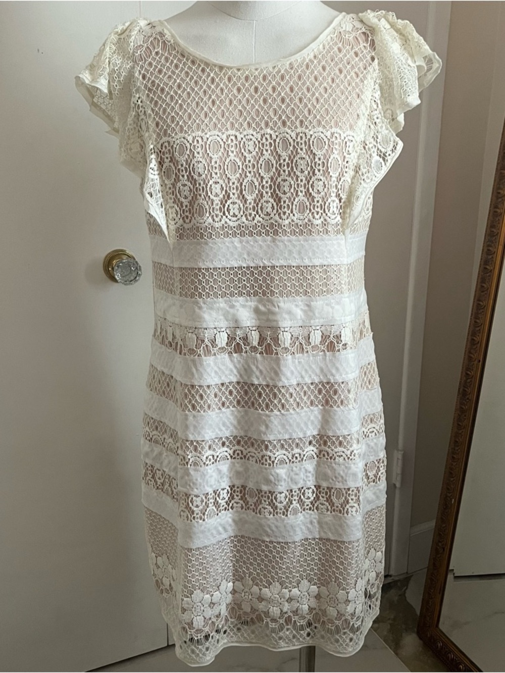 Bcbgmaxazria white renata dress